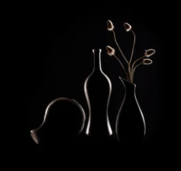 Elegáns csendélet-sziluettek