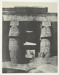 Karnak, Khons Temple Porticója, Théba, 184951, nyomtatva 1852-ben.