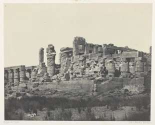 Karnaki palota, oszlopcsarnok, felvétel az északkeleti sarokból; Théba, az „Egyiptom, Núbia, Palesztina és Szíria” című albumból, 34. tábla (1852)