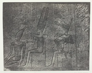 Karnak-palota, A gránitszentély külső szobrai, Théba, 184951, nyomtatva 1852-ben.