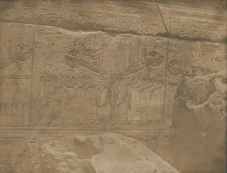 Karnak-palota, A gránitszentély külső szobrai., 1849-51.