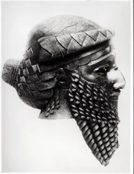 I. Sarrukín feje (kb. i. e. 2334-2279), i. e. 2400-2200