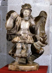 Szent Mihály szobor (alabástrom)