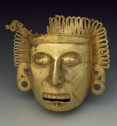 Mellmaszk, késő posztklasszikus időszak, 1350-1521 körül (arany)