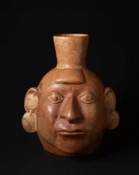 Portréedény, kora középkor, 200-700 körül (kerámia)