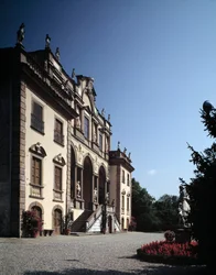 Villa Mansi homlokzata