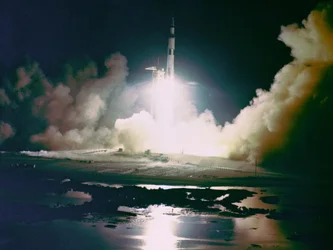 Apollo 17 – NASA, 1972.