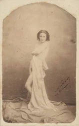 [Drapériás álló akt], 1856-59