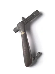 Bronzhegy egy „Shawabty-csomagból”: kar az Írnok palettájával, a 18.-19. dinasztia vége, ie 1336-1256 körül (bronz)