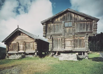 Parasztházak, 1712 körül épültek