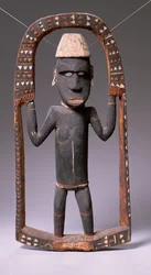 Figura a Salamon-szigeteki Kenuházból (fa)