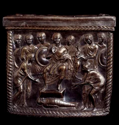 Paleokeresztény művészet: Capsella de San Nazaro néven ismert ezüst ereklyetartó doboz (St Nazaro ezüstös ereklyetartója) - 370-397 apres JC Milan, Tesoro del Duomo Olaszország