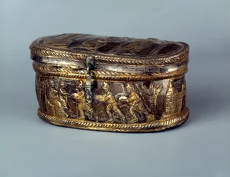 Paleochristian művészet: Ezüst reliquary doboz, amelyet Capsella de Brivio néven ismert: a mágusok imádása. Kr.u. 5. század. Párizs, Louvre Múzeum