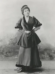 Juliette Girard portréja, 1900 körül