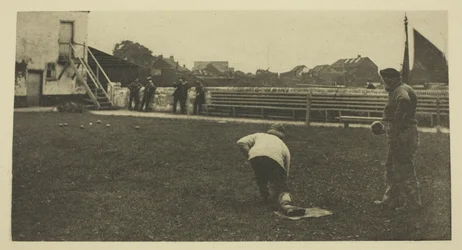 A Bowling Green