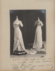 Album oldal: House of Worth, estélyi ruha
