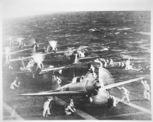 „Akagi” japán repülőgép-hordozó, Nagumo admirális zászlóshajója, Pearl Harbor, december 7.