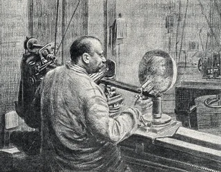 Érmes egyfajta áramszedő marógépet használva Gravírozás a Pierre Calmette magángyűjtemény „Excursion a travers les metiers” című könyvéből