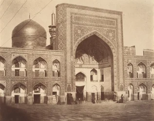[Main Gate of Imám Riza, Mashhad, Irán], 1850-es évek.