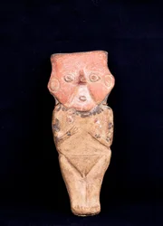Női figura / Chancay () kultúra (terrakotta)