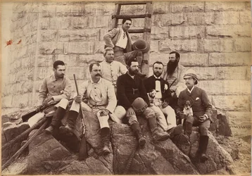 A Messrs. Glover & Co. személyzete, Sindh hídja (hátoldal)