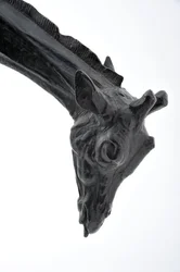 Nagy zsiráf lehajtott fejjel, 1909-10 mintájú, 1913 előtt öntött (bronz) (lásd még: 3084917-43)