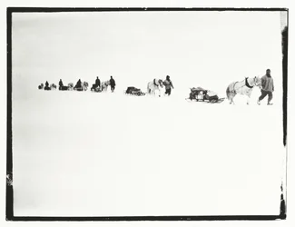 Pónik menet közben, Nagy Jégsorompó, december 2