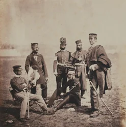 Charles Thomas Van Straubenzee (1812-92) dandártábornok és a Buffs tisztjei, a krími háborúhoz kapcsolódó 52 fényképből álló albumból, 1855