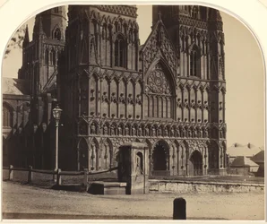 Lichfield katedrális északnyugat felől