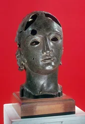 Apollo feje, Nimes-ből, 1-2. század (bronz)