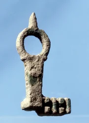 Tiberius ásatásain talált ház ajtókulcs, késő római kor - kora bizánci időszak