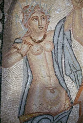 Nimfa, részlet a Hylas nimfák általi elrablása című filmből, mozaik a Vénusz házában, Volubilis római városában (UNESCO Világörökségi Lista)