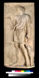 Antinous domborműve, mint Dionysos vagy Silvanus, szőlőt szüretelve