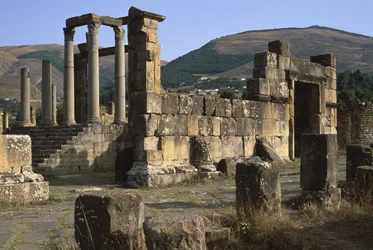 Vénusz temploma, magas birodalmi időszak (i.e. 27-395)