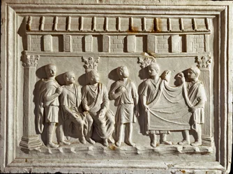 Római művészet: szövetet és kárpitokat ábrázoló alacsony domborműves forma. 2. századi eredetiből. Rome Museo della Civilta Romana