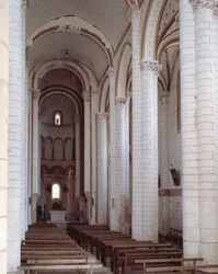Kilátás a templomhajóra