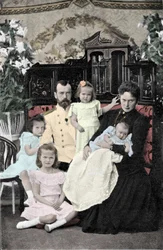 II. Miklós cár (1868-1918) családi portréja, 1901-1902 körül
