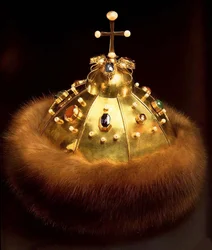 Korona, Kreml műhelyei, 1682 (arany, sable és drágakövek)