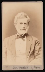 Mr. Foster Massachusettsből készült portréja, 1876 és 1880 között.