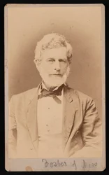 Mr. Foster Massachusettsből készült portréja, 1876 és 1880 között.