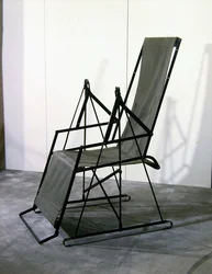 Haggard & Marcusson által gyártott „Comfort Swing Chair”, 1900 körül (acél és vászon)