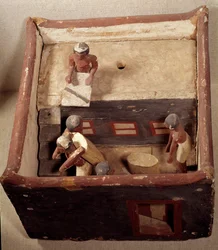 Egyiptomi antikvitás: padlásmodell a gabona árát rögzítő írnokokkal. Festett fából készült. 12. dinasztia, Középbirodalom (Kr. e. 2033-1710). Assiuttól. Homályos. 0,32x0,44 m. Louvre Múzeum, Párizs