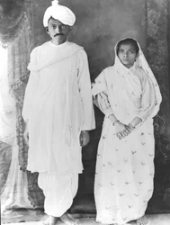 Kasturba (1869-1944) és Mahátma Gandhi (1869-1948)