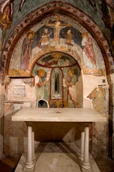 Kilátás Szent Ferenc mesterének freskóinak apszisdecoree-jára (13. század). Cappella di San Gregorio (Szent Gregoire kápolna) Szent Benedetto kolostor (Sacro Speco), Subiaco (Róma), Olaszország