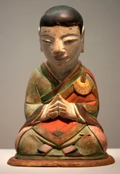 Arhat. Polikróm faragott fa, Joseon korszak (Choson)
