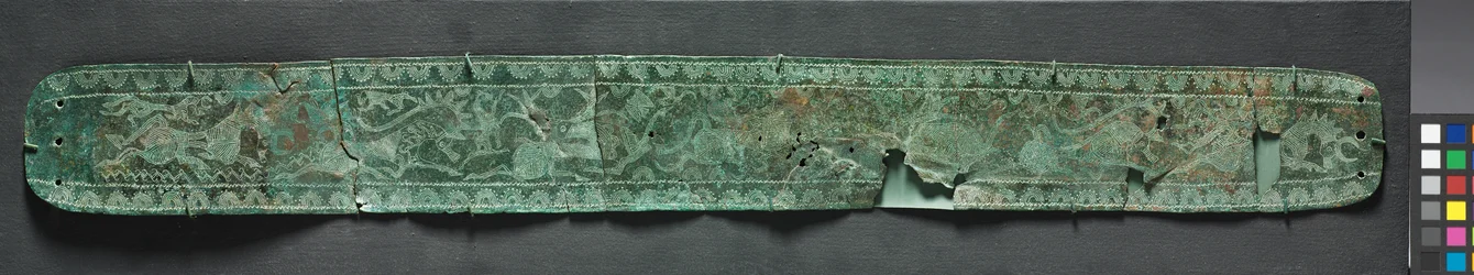 Running Animals Belt, ie 1000 körül (bronz, kalapált és bekarcolt)