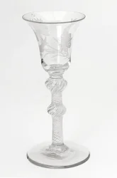 Gravírozott Jacobite airtwist ivópohár, 1760 körül (üveg)