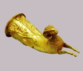 Rhyton Drinking Horn, Kr.e. 5-4