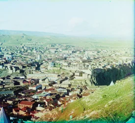 Tiflis (ma Tbiliszi) kilátása a Szent Dávid-templom területéről, 1905-1915