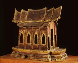 Ayutthaya-kori templom modellje (aranyozott fa)